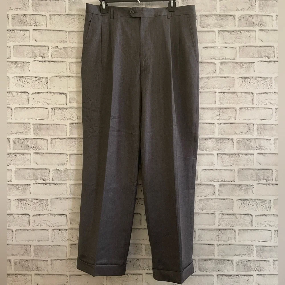 Men’s Burberry gray dress pants 100% virgin wool 34x30